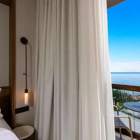 Enavlion Elegance Seaside Luxury ホテル *